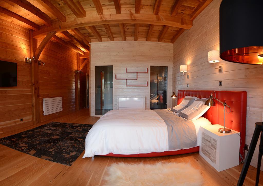 Domaine Du Mont Monnet - Chambre D'Hotes & Gite Longes Exteriör bild