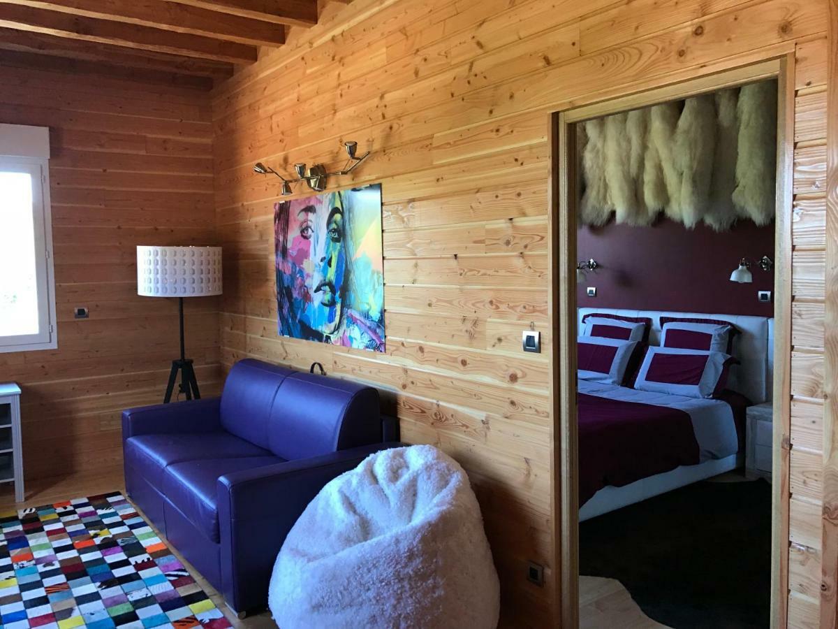 Domaine Du Mont Monnet - Chambre D'Hotes & Gite Longes Exteriör bild