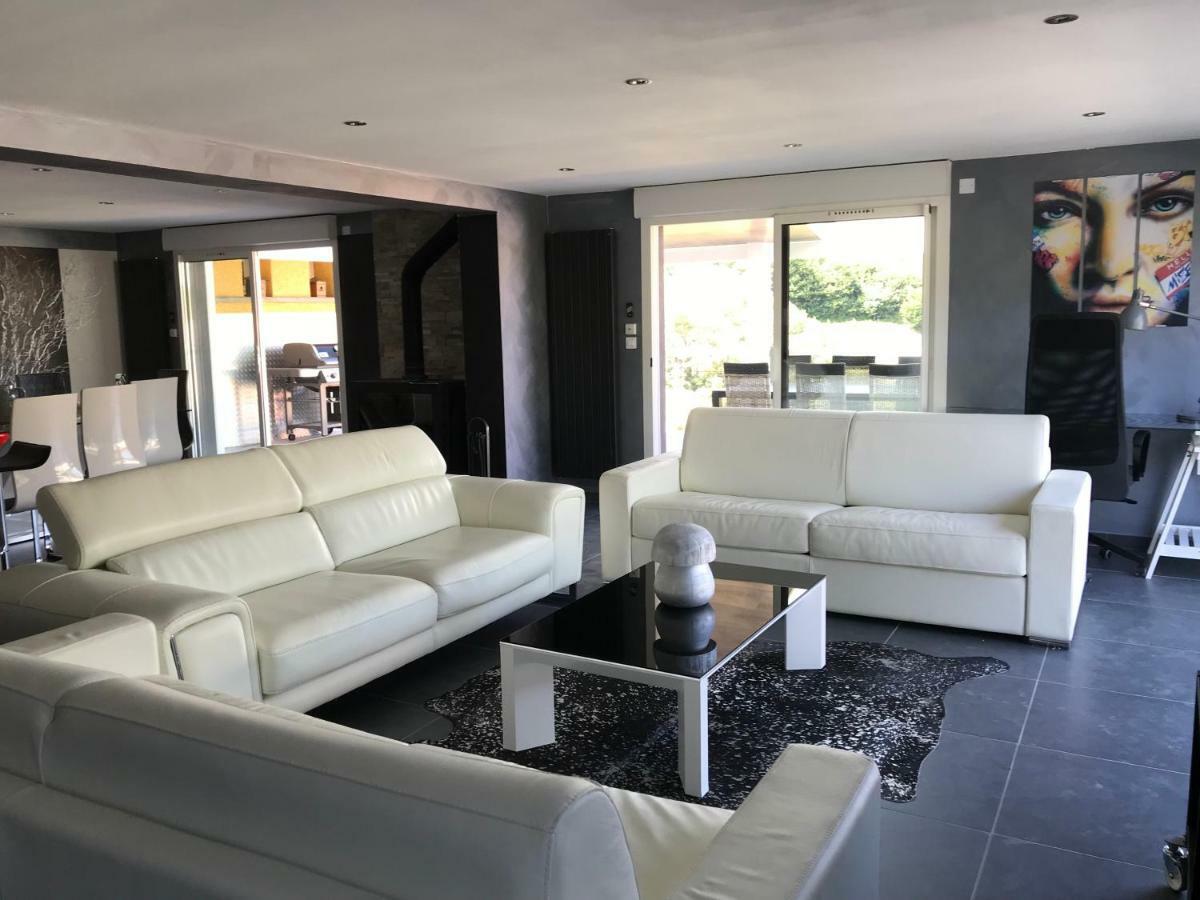 Domaine Du Mont Monnet - Chambre D'Hotes & Gite Longes Exteriör bild
